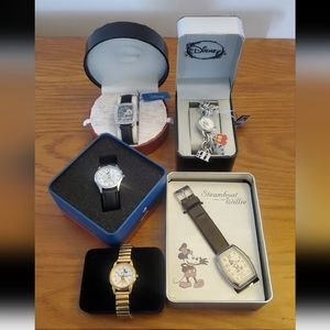 5 DISNEY Mickey Mouse watches, 4 Brand New, 1 used